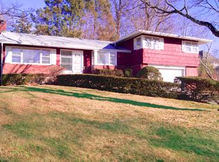 33 Somerset Rd, New Rochelle, NY 10804