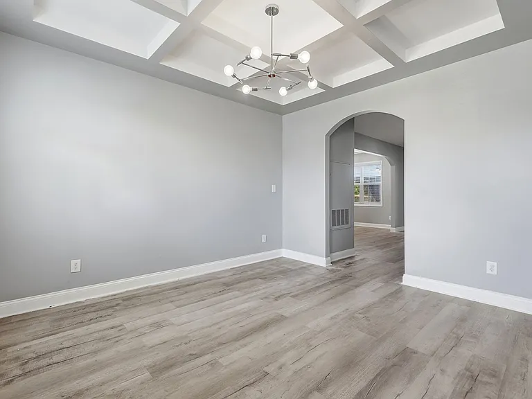 1541 Gallant Fox Ct — Photo 49