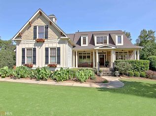 150 Plunkett Dr, Fayetteville, GA 30215