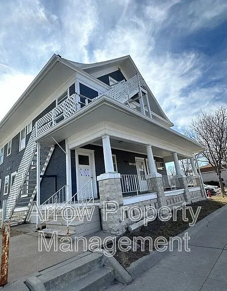 2601 Vine St #3 — Photo 7