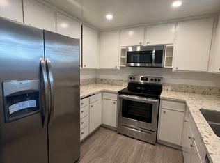 830 Monterey Rd APT 2, South Pasadena, CA 91030