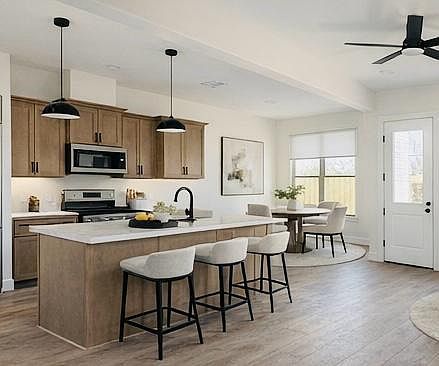 4th image of 5922 Cebra St