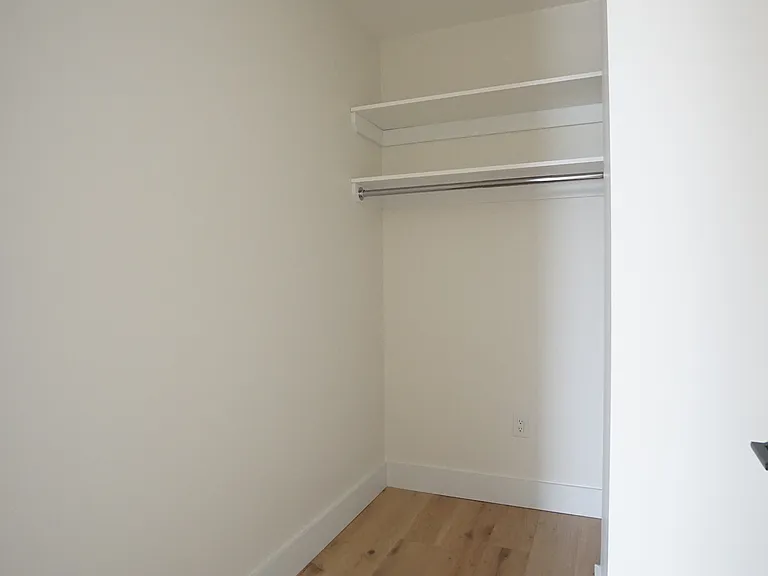 2402 Cortelyou Rd #504 — Photo 10