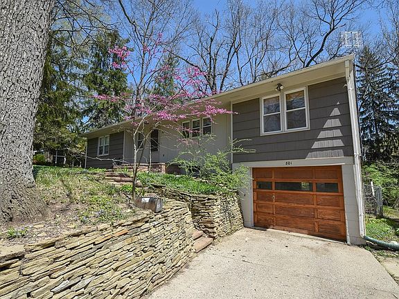 5th image of 801 Hewett Dr