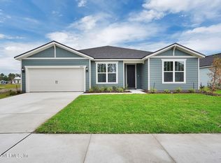 3407 Americana Dr, Green Cove Springs, FL 32043