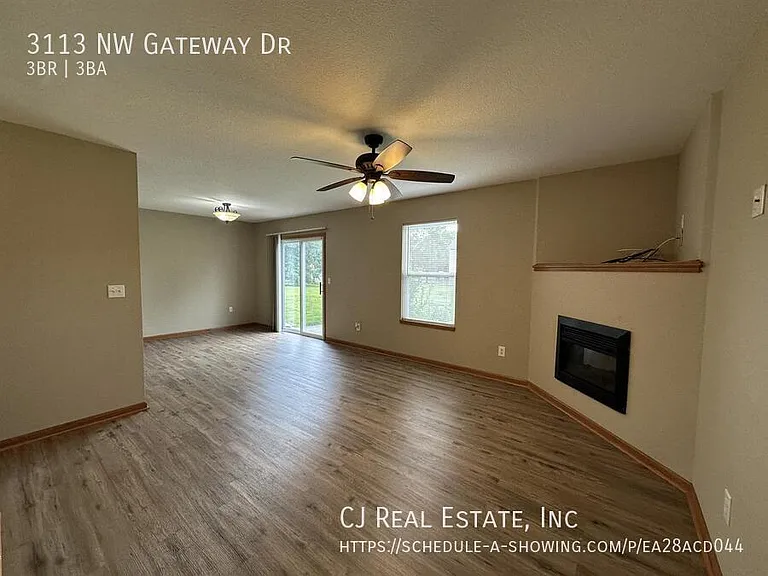 3113 NW Gateway Dr — Photo 3