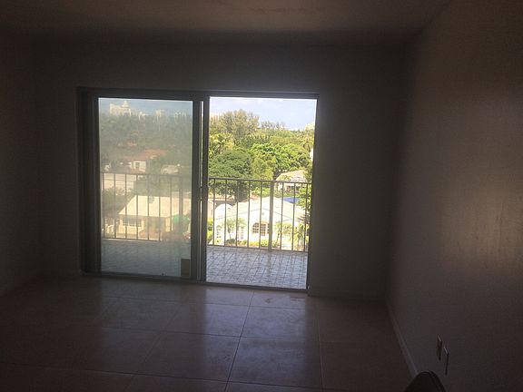 Living room & balcony views
