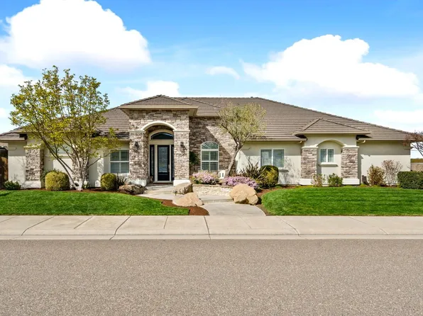 1041 Azevedo Dr, Ripon, CA 95366