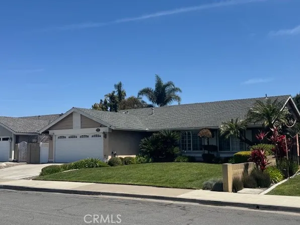 17272 Golden View Ln, Huntington Beach, CA 92647