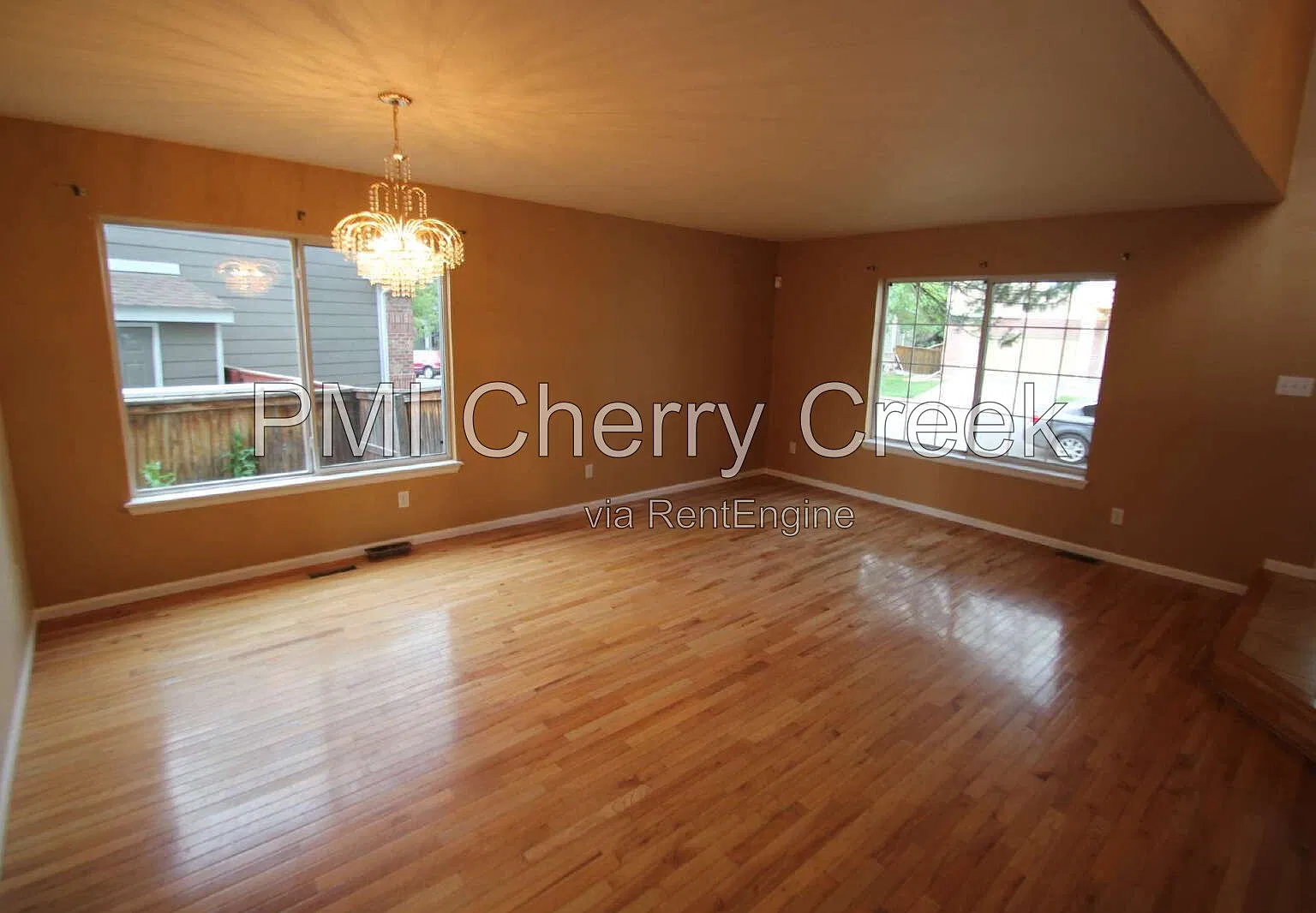 4 bed, 2.5 bath, 2314 sqft, $3,250 — Photo 3