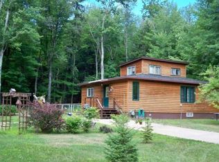 N7057 Forest Lake Rd, Au Train, MI 49806