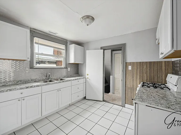 15886/15888 Woodingham - Two Yutes Detroit Holdings LLC — Photo 16