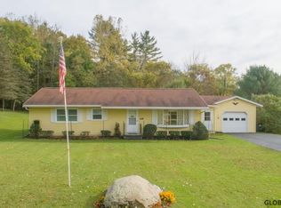 23 Griffin Ave, Hoosick Falls, NY 12090