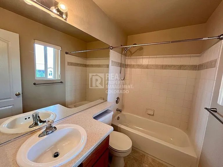 4794 Sand Mountain Point — Photo 14