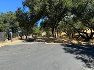 9630 Vinecrest Rd, Windsor, CA 95492