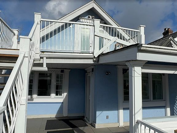 2nd image of 870 W 19th Ave #2