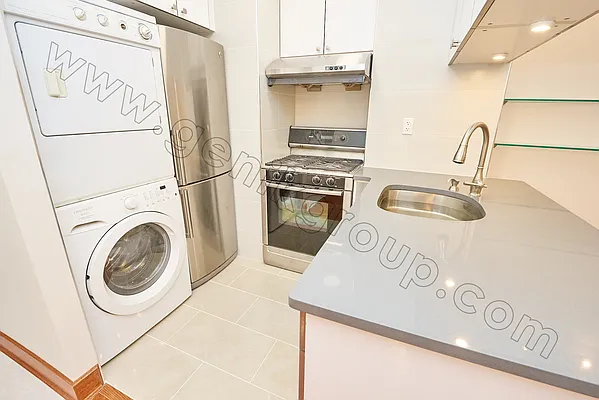 Rented by Genik Group Corp | media 49