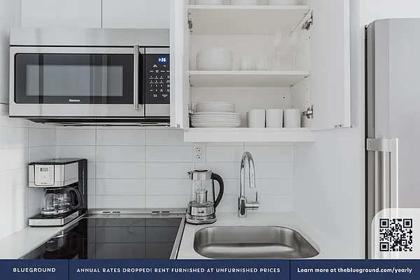 Rented by The Blueground | media 8