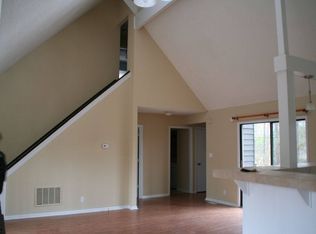 1404 E 10th St, Greenville, NC 27858