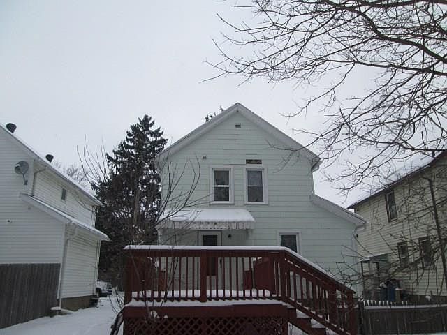 2nd image of 3 Walnut Pl