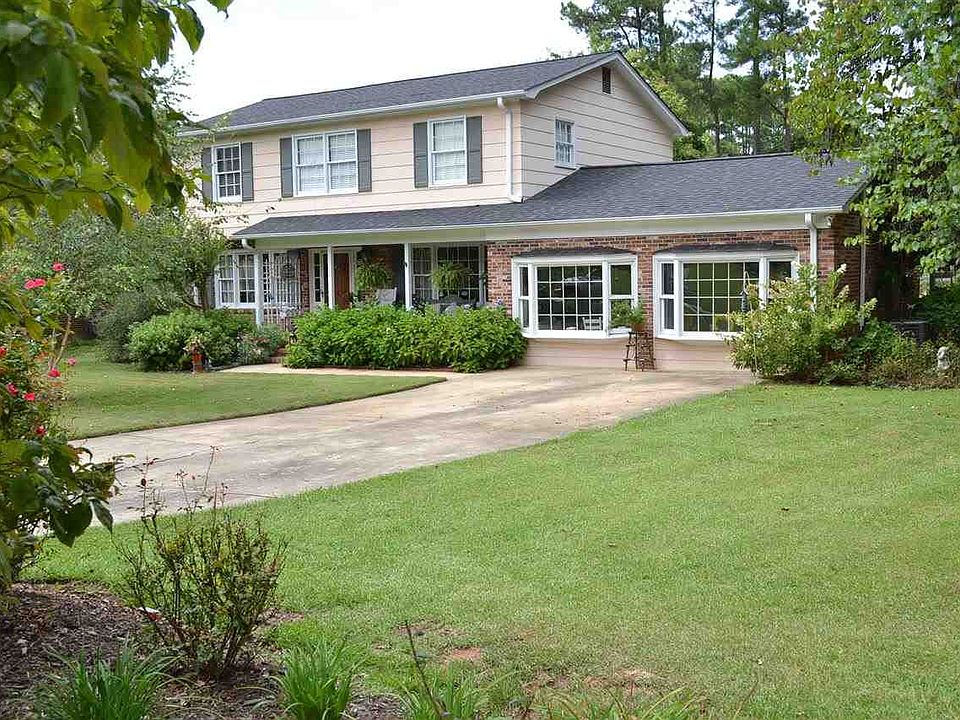 1st image of 468 Royal Oak Dr