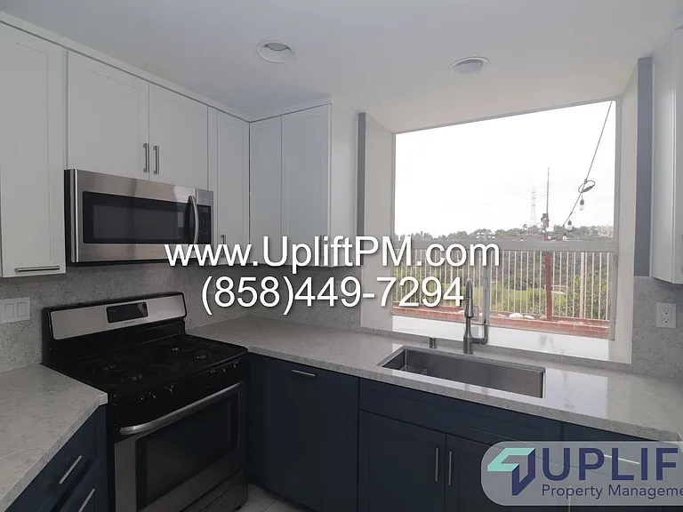 1337 Serena Cir #2 — Photo 7