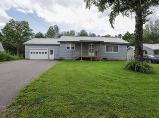 31 Spring St, East Millinocket, ME 04430