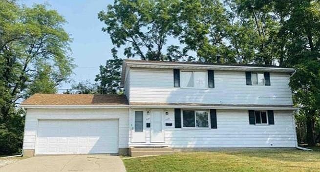 1st image of 1119 W Westwood Dr