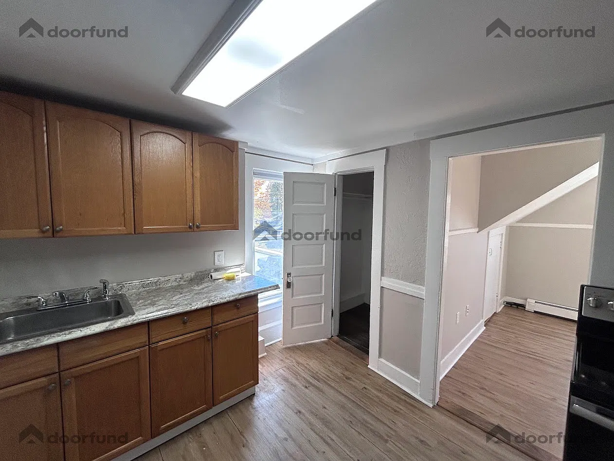 54 E Main St — Photo 3