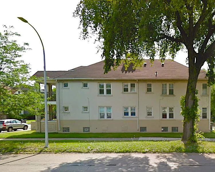 Building Photo 3