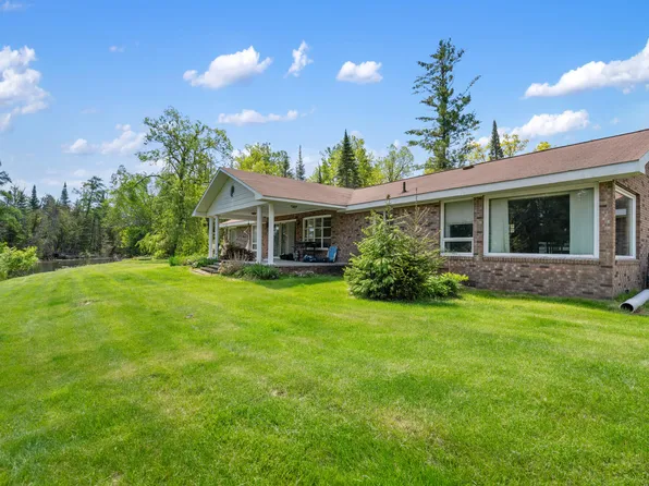 3869 Club Rd, Indian River, MI 49749