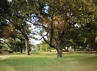 522 Beach Dr, Gulfport, MS 39507