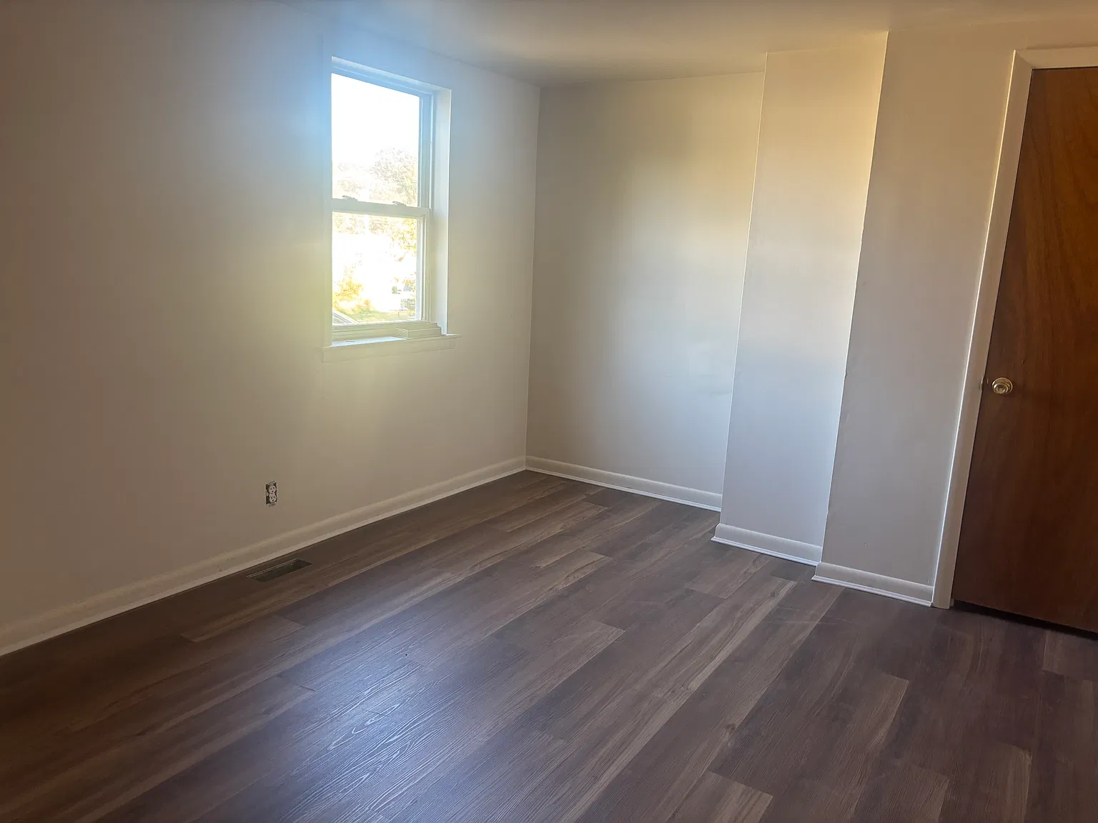 413 Poplar St — Photo 1
