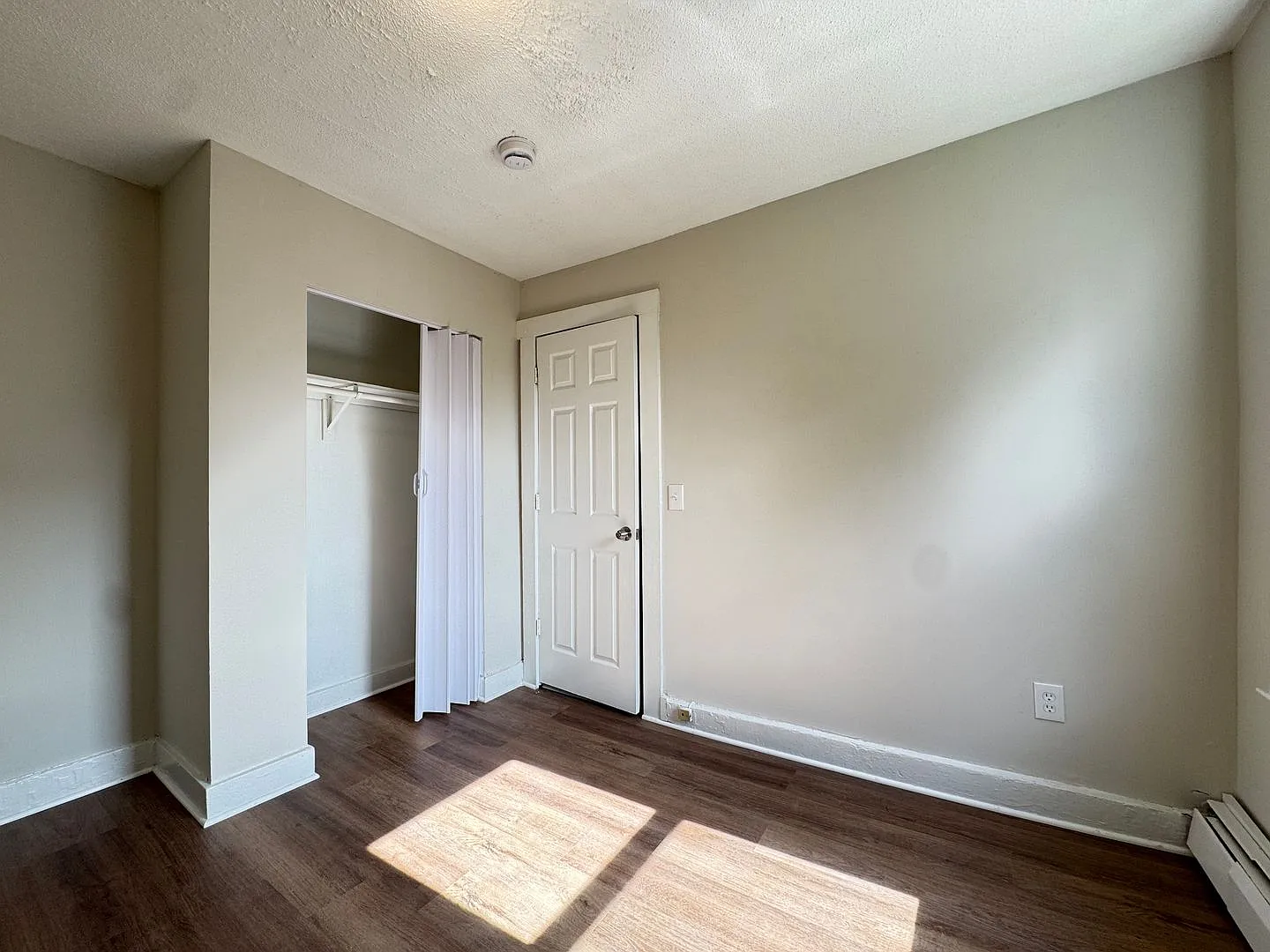 312 Davenport Ave — Photo 4