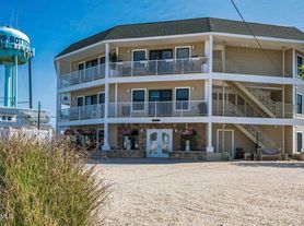 1810 Central Ave, Ship Bottom, NJ