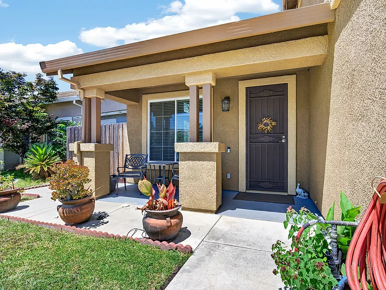 1490 Peppertree Rd — Photo 3