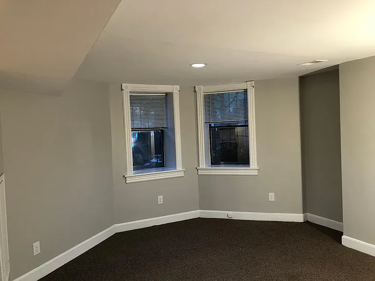2510 Cliffbourne Pl NW #10 — Photo 4