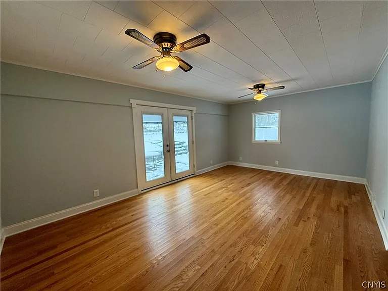 223 Cleveland Blvd — Photo 19