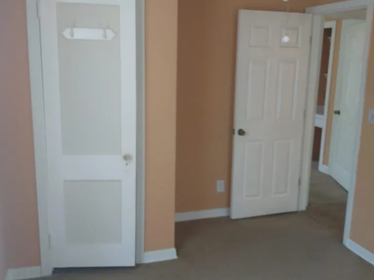 1249 Woodruff Ave — Photo 17