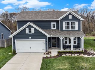 3610 Amber Oaks Dr, Howell, MI 48855