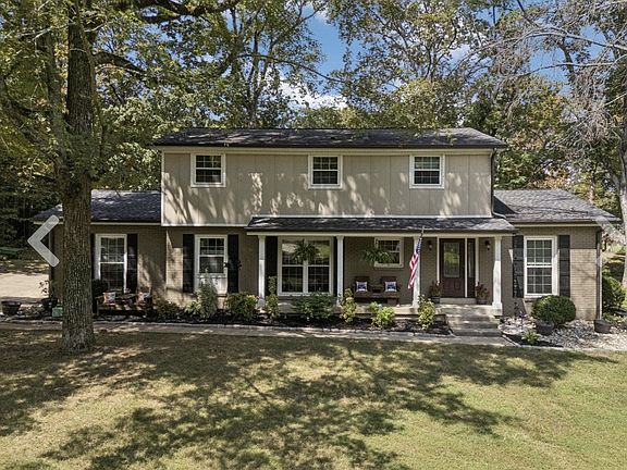 3rd image of 1138 Green Valley Dr