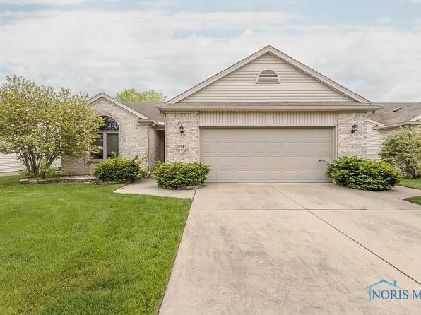 6943 Nightingale Dr, Holland, OH 43528