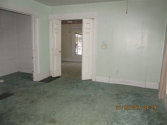 5th image of 314 W Wilden Ave