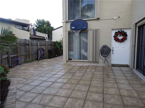 5th image of 10908 SW 70th Ter #10908