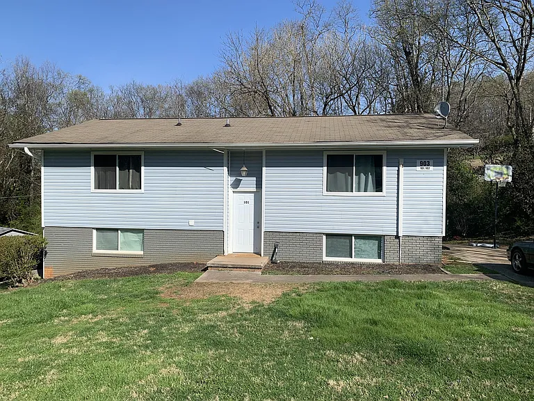 903 E Red Bud Rd #102 — Photo 1