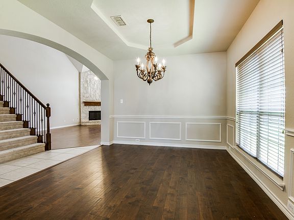 3rd image of 11747 Mordor Ln