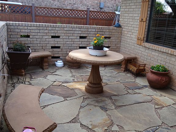 2nd image of 1402 Avenue K NW