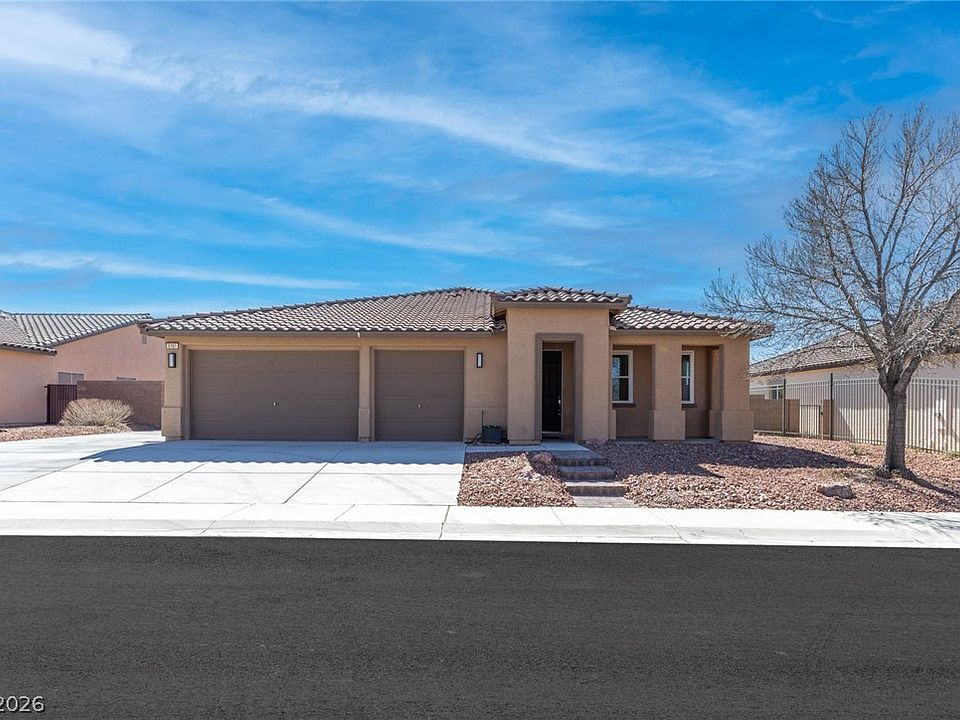 1st image of 5761 E Badlands Ln