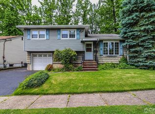 45 N Rahway Ave, Colonia, NJ 07067