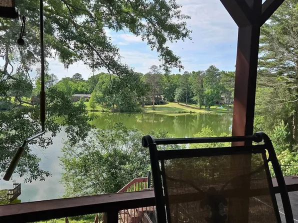 1928 Lakeside Dr, Mc Calla, AL 35111